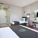 Homey Airport Hotel 4*