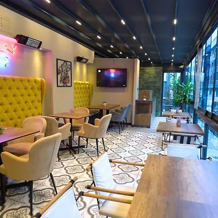 Homey Airport 4* Arnavutkoy