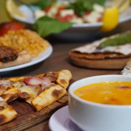 Homey Airport Hotel Arnavutkoy