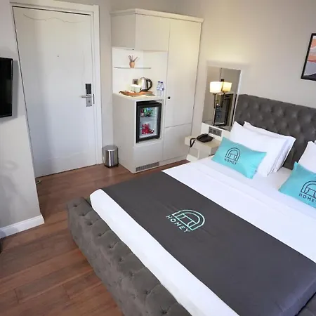 Hotel Homey Airport 4*