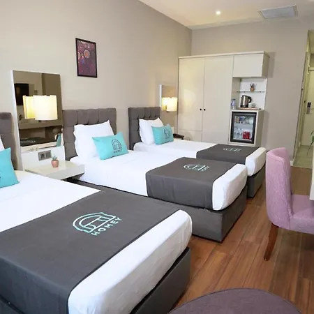 Hotell Homey Airport 4*