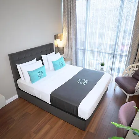 Homey Airport Hotel 4*