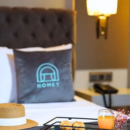 Homey Airport Hotell